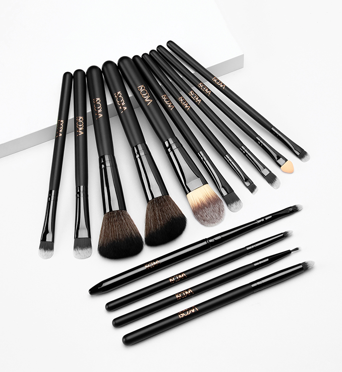 Mô tả Bộ Cọ 14 Cây Kèm Bóp Da Vacosi BC16