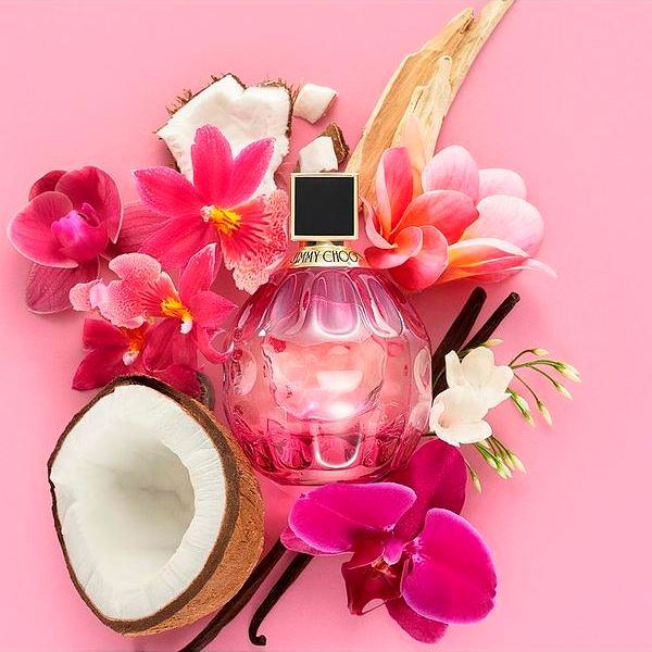 Nước hoa Jimmy Choo Rose Passion EDP có 3 tầng hương độc đáo